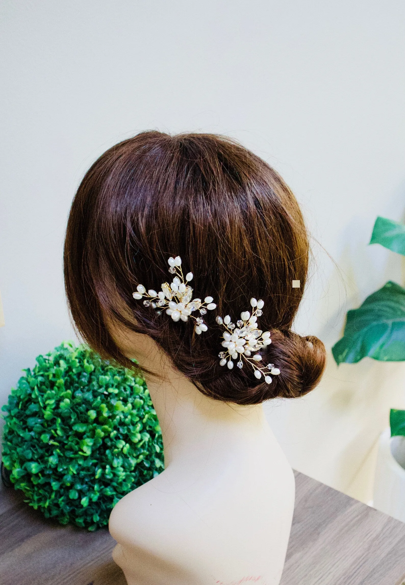 Crystal and Pearl hair pins - Kelly