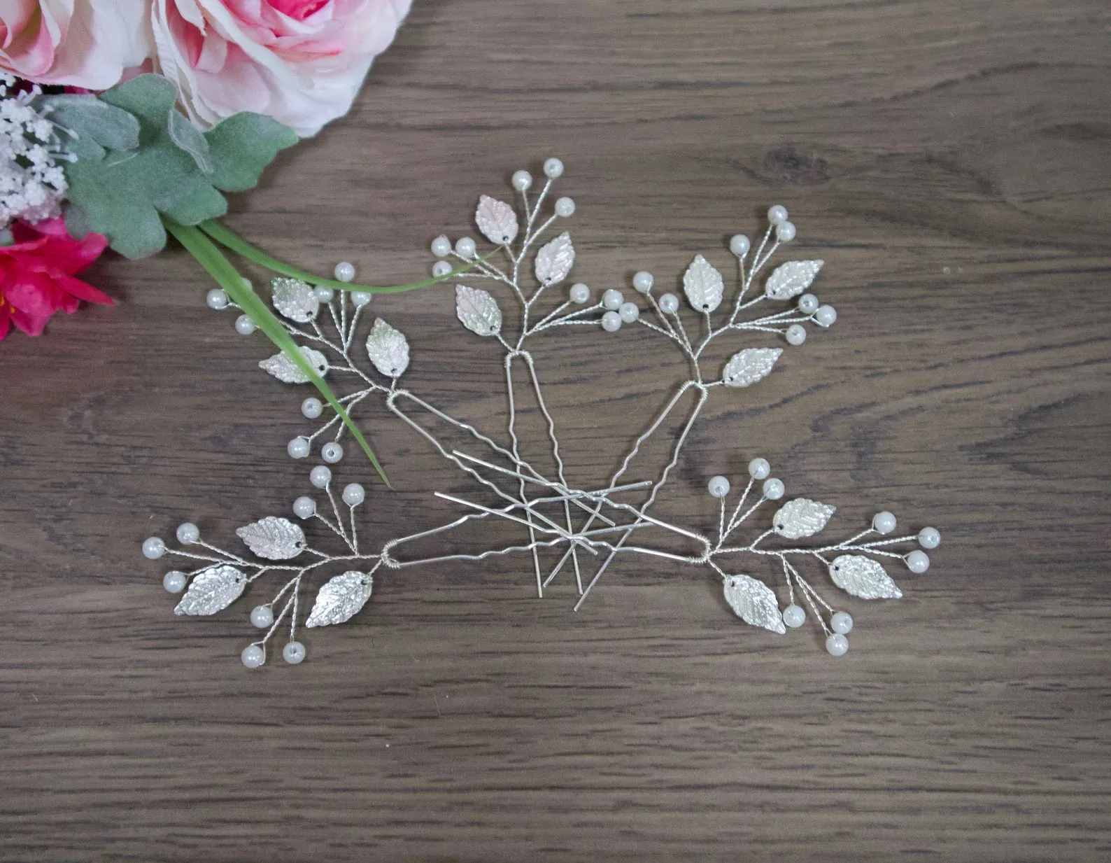 Leaf and Pearls hair pins - Angela