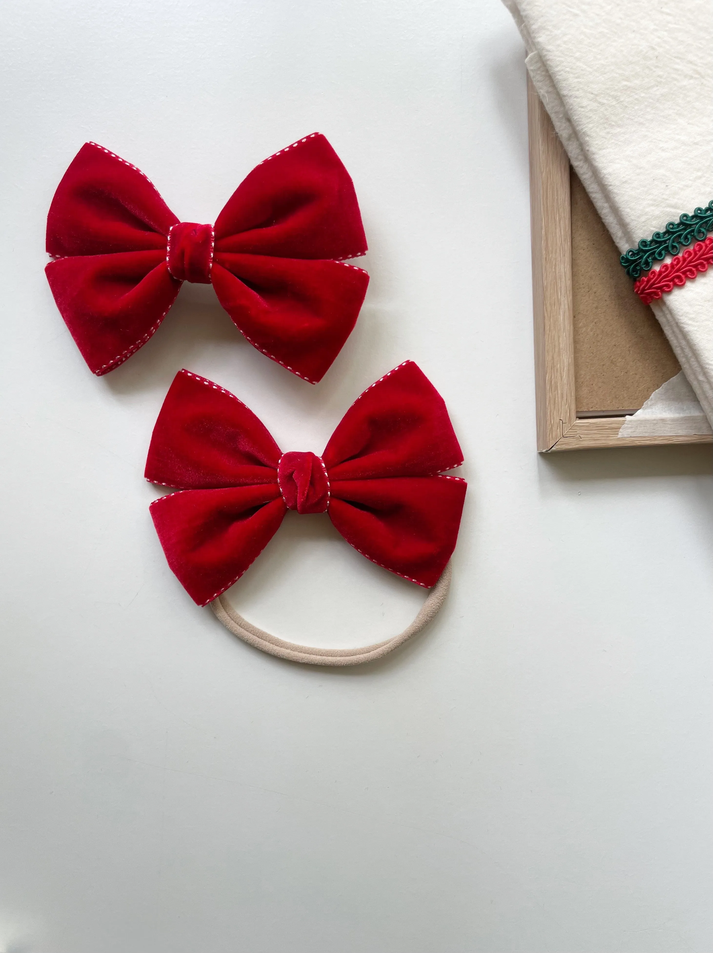 Mary Headband