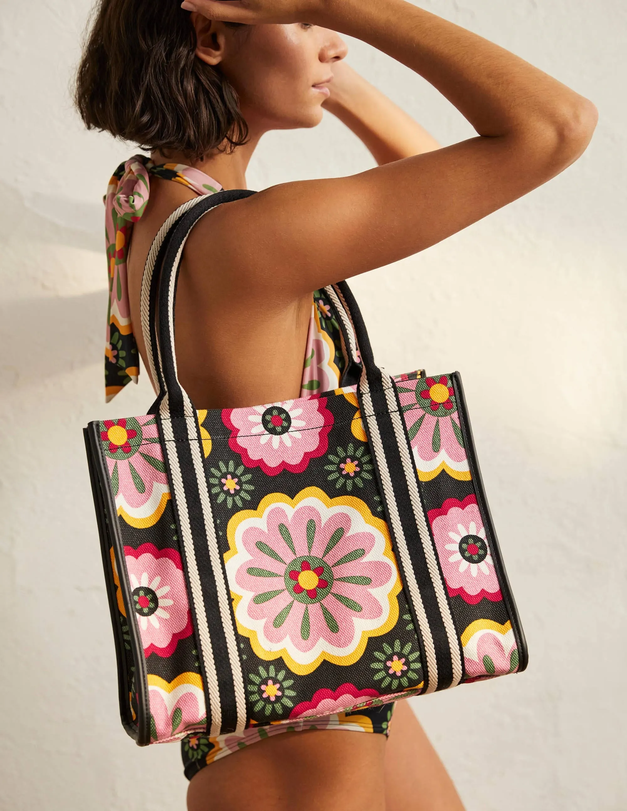 Tilda Canvas Tote Bag-Black, Opulent Daisy